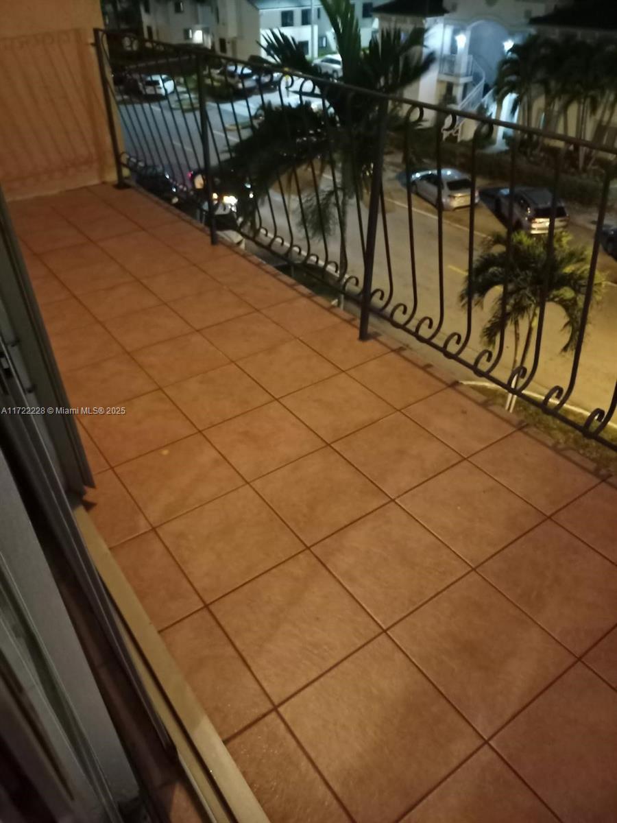 WESTLAND EDEN CONDO II - Residential