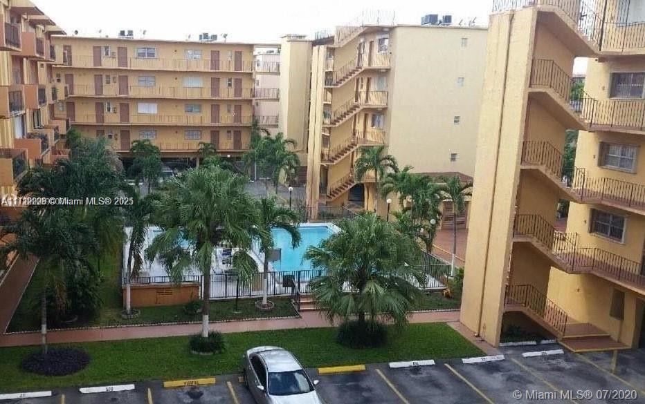 WESTLAND EDEN CONDO II - Residential
