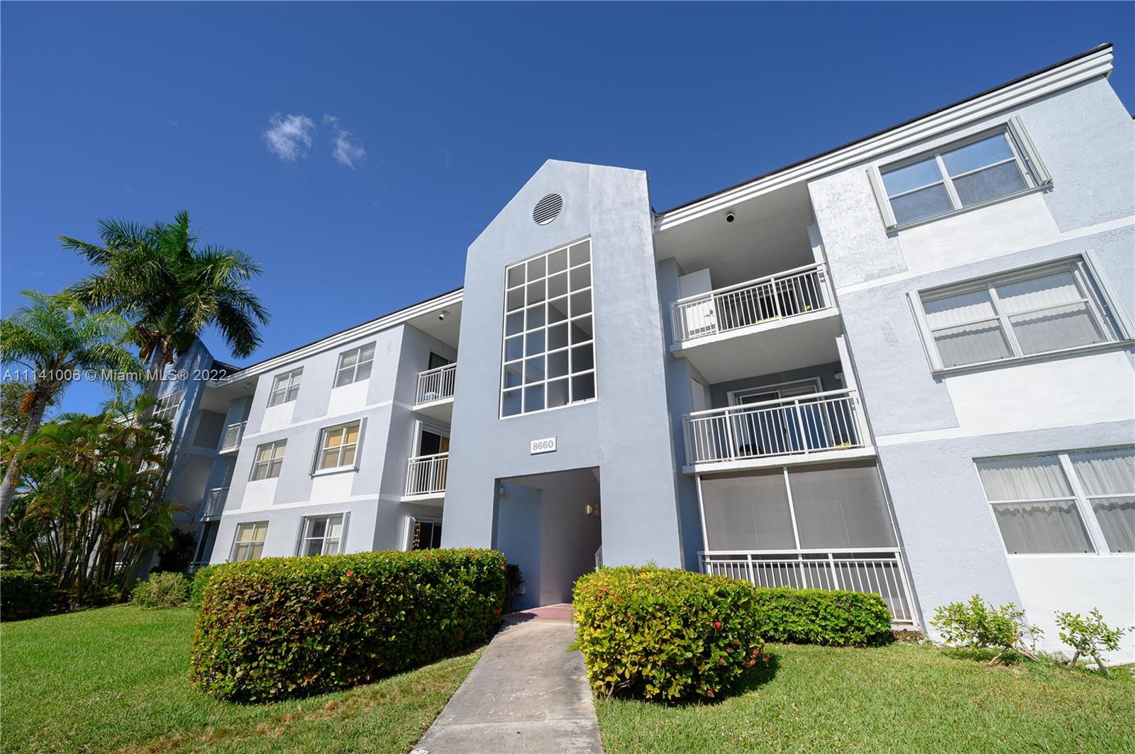 LE CLUB AT OLD CUTLER CON - Residential