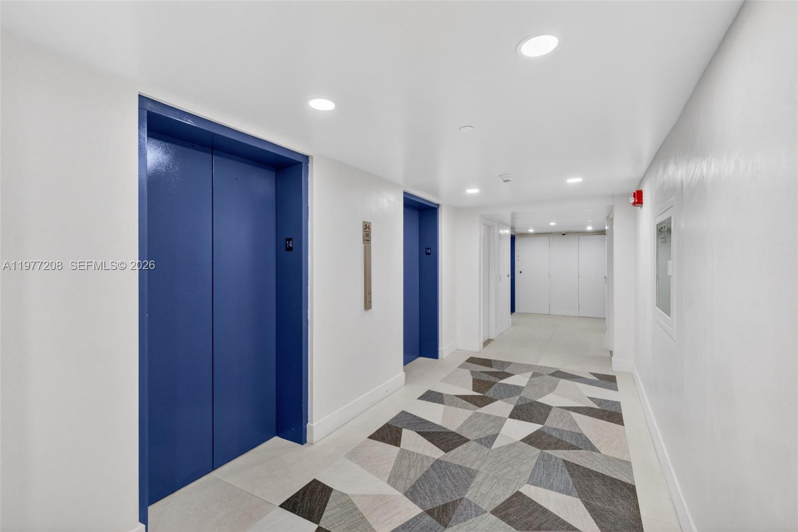 MIRASOL OCEAN TOWERS COND - Residential