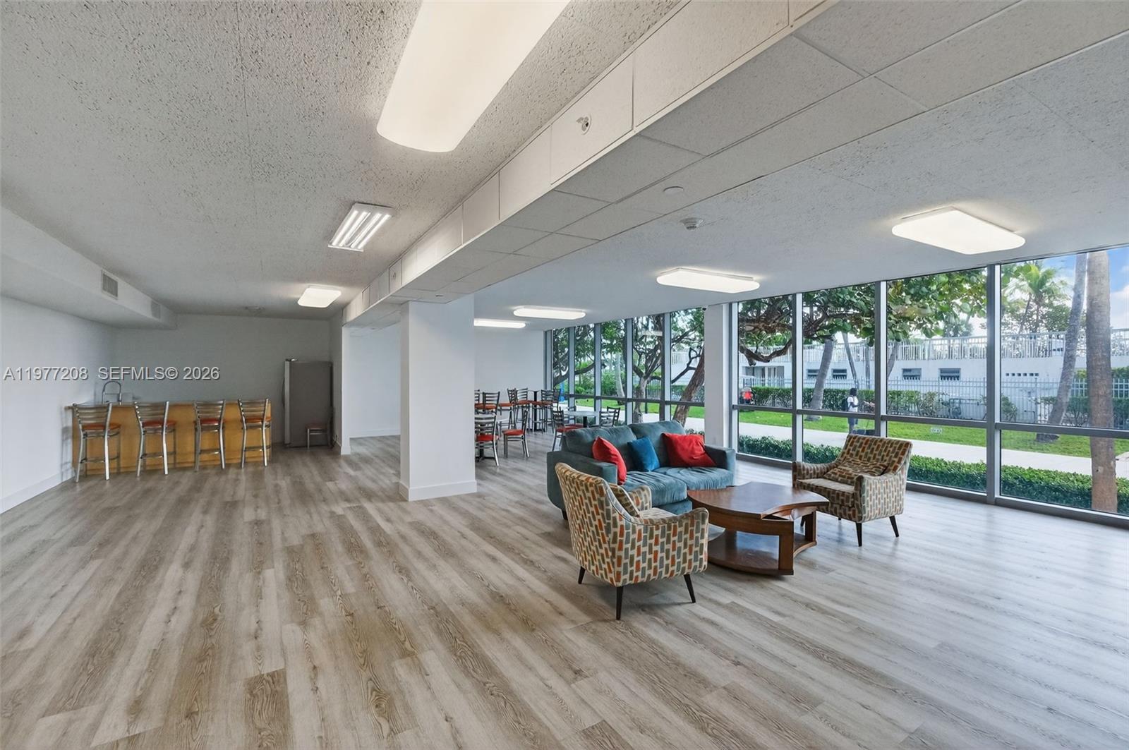 MIRASOL OCEAN TOWERS COND - Residential