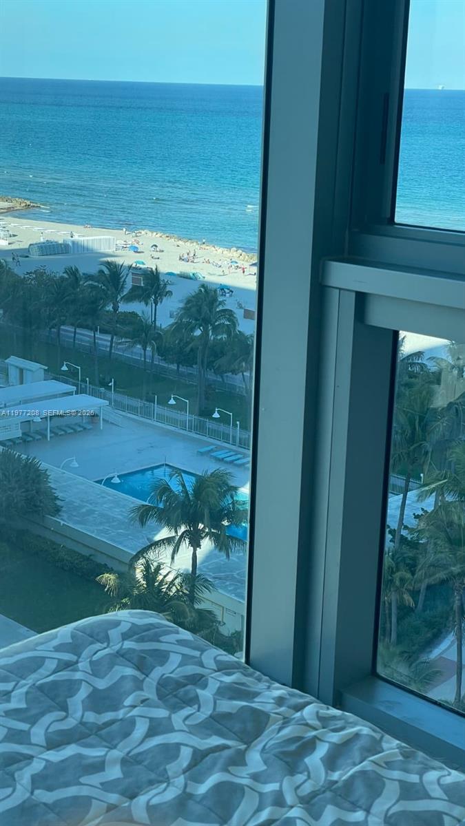 MIRASOL OCEAN TOWERS COND - Residential