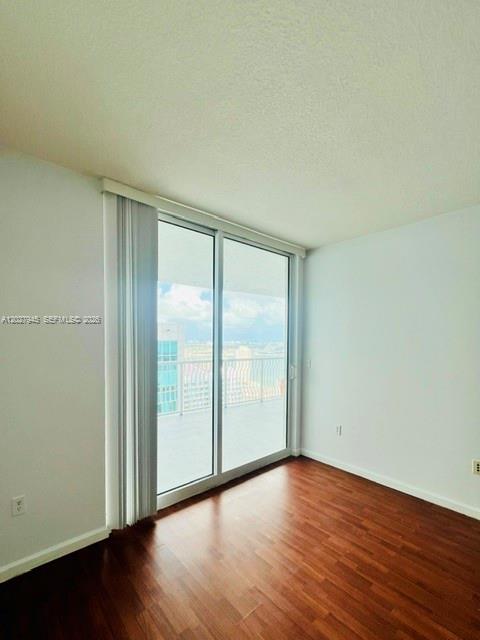 THE CLUB AT BRICKELL BAY - Residential