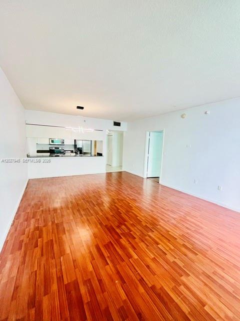 THE CLUB AT BRICKELL BAY - Residential