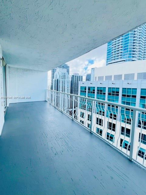 THE CLUB AT BRICKELL BAY - Residential