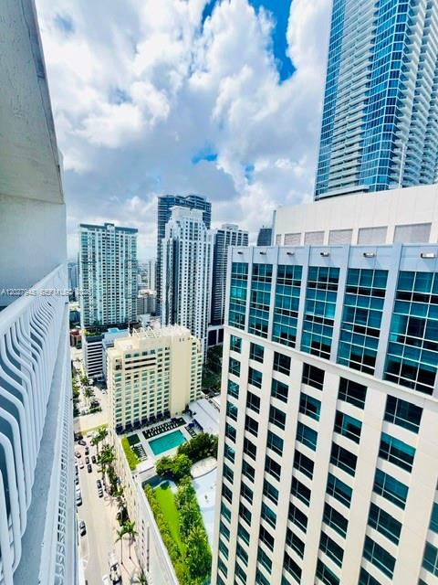 THE CLUB AT BRICKELL BAY - Residential