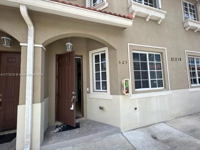 Rental Property at 21219 Nw 14th Place 525, Miami Gardens, Broward County, Florida - Bedrooms: 3 
Bathrooms: 3  - $2,690 MO.