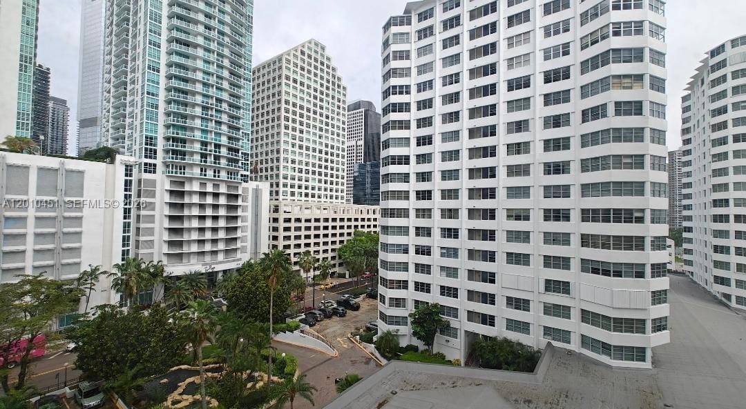 FOUR AMBASSADORS CONDO PH - Residential