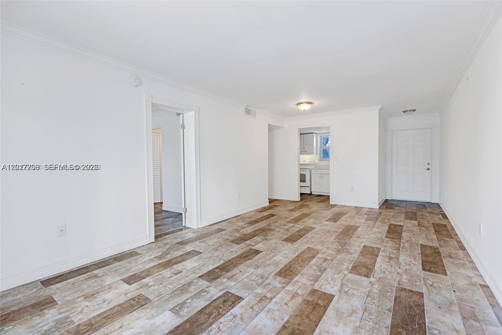 1674 Bay Rd 302
