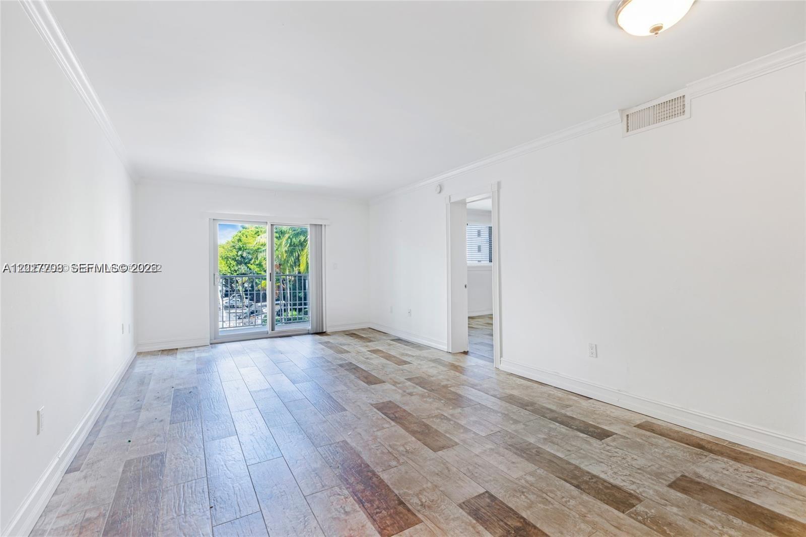 1674 Bay Rd 302