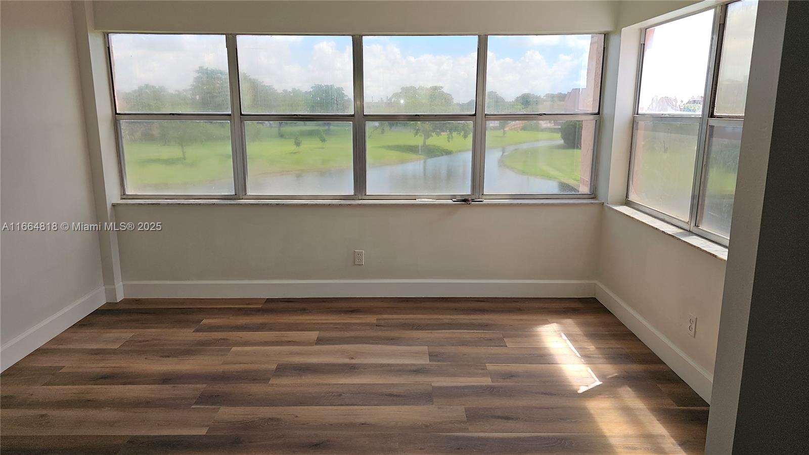 SUNRISE LAKES 128 CONDO - Residential