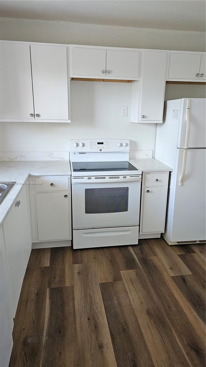 SUNRISE LAKES 128 CONDO - Residential