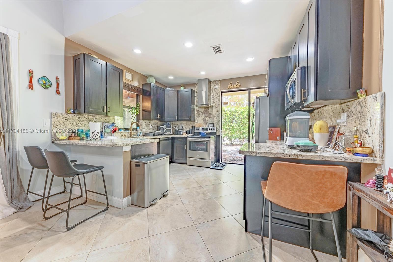 VILLAS AT WOODMONT TR 73 - Residential