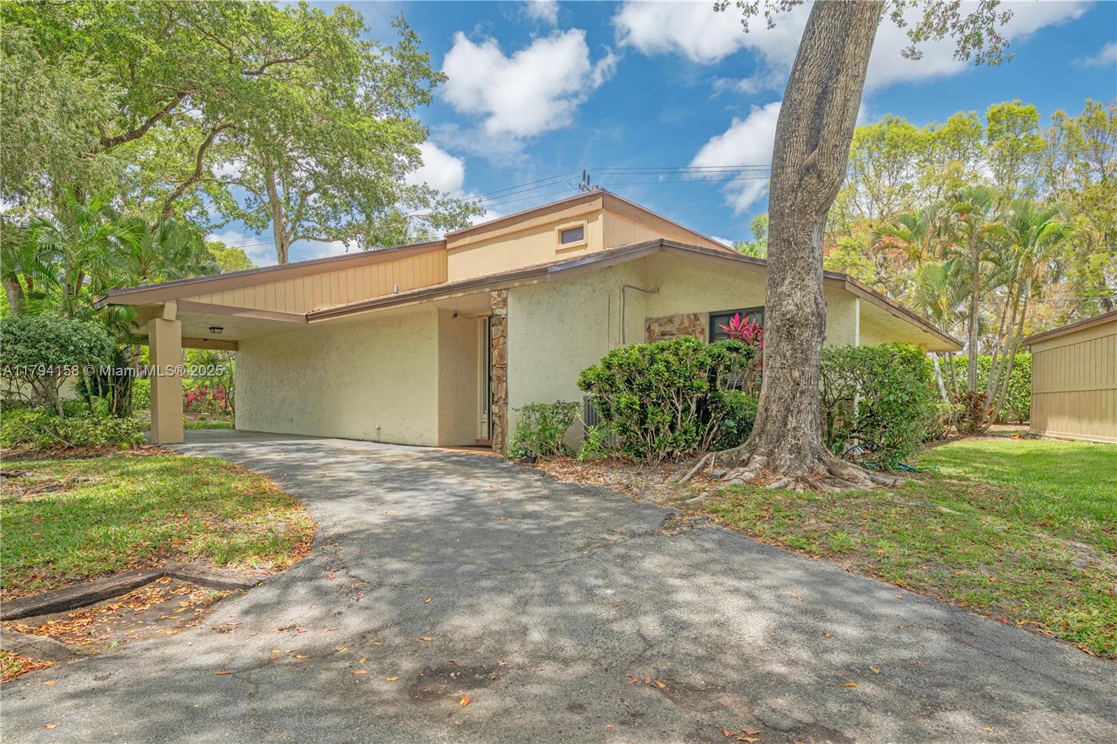 Property for Sale at 8097 Royal Palm Cir, Tamarac, Broward County, Florida - Bedrooms: 3 
Bathrooms: 2  - $490,000