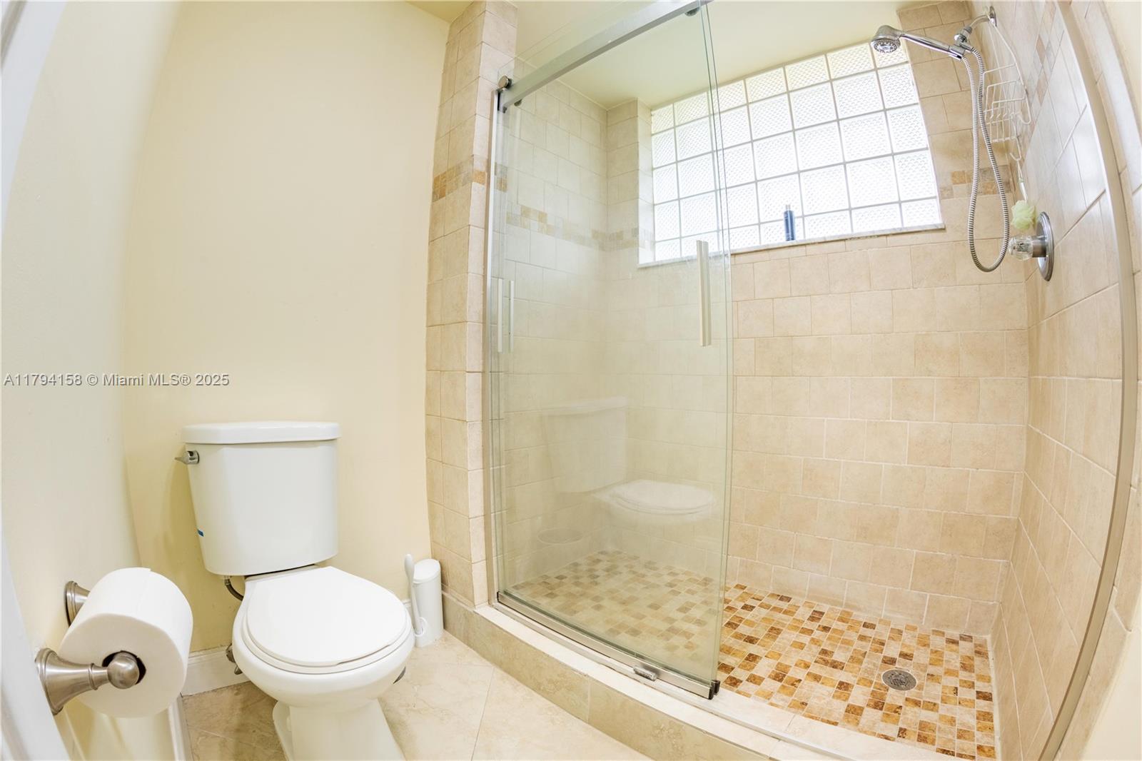 VILLAS AT WOODMONT TR 73 - Residential