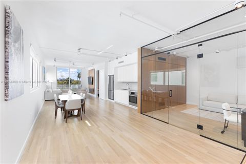 1700 Meridian Ave 406 Miami Beach FL 33139