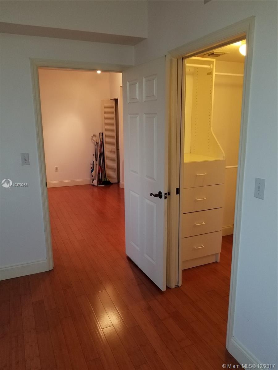 DIXIE GROVE - Residential Lease