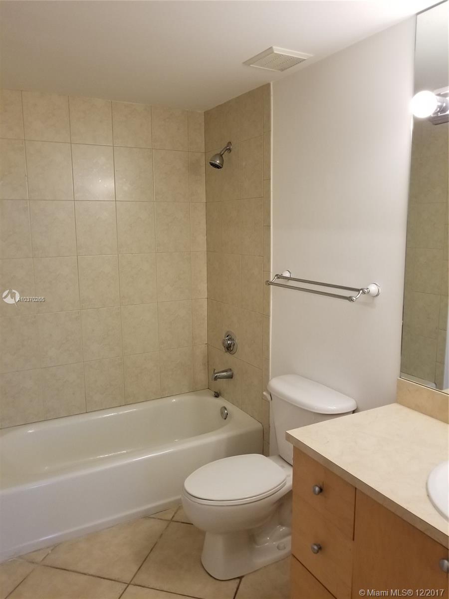 DIXIE GROVE - Residential Lease