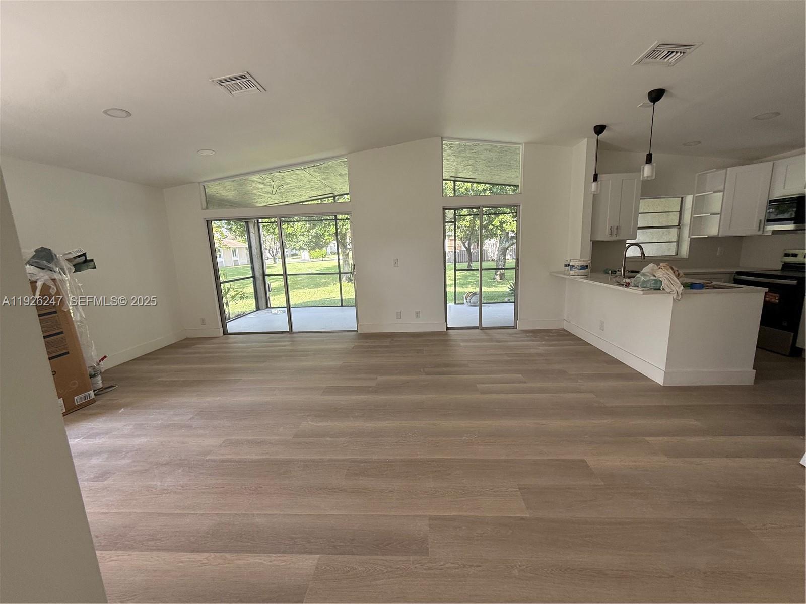 WOODGATE CONDOMINIUM 36 - Residential Lease