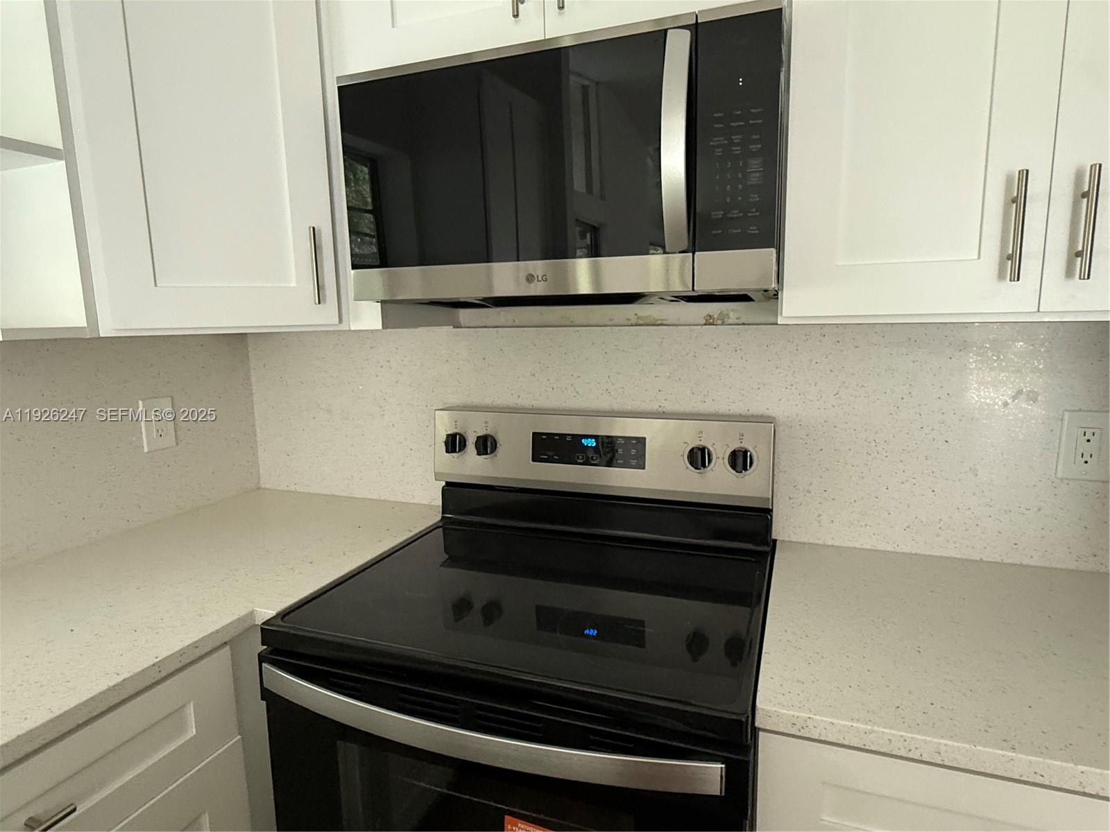 WOODGATE CONDOMINIUM 36 - Residential Lease