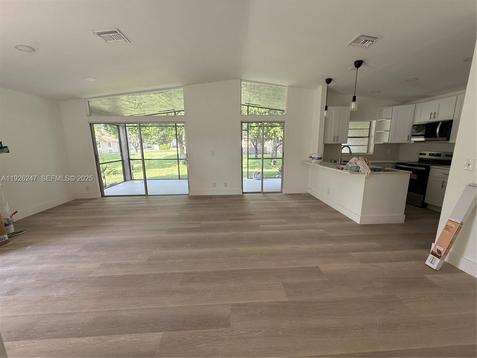 WOODGATE CONDOMINIUM 36 - Residential Lease