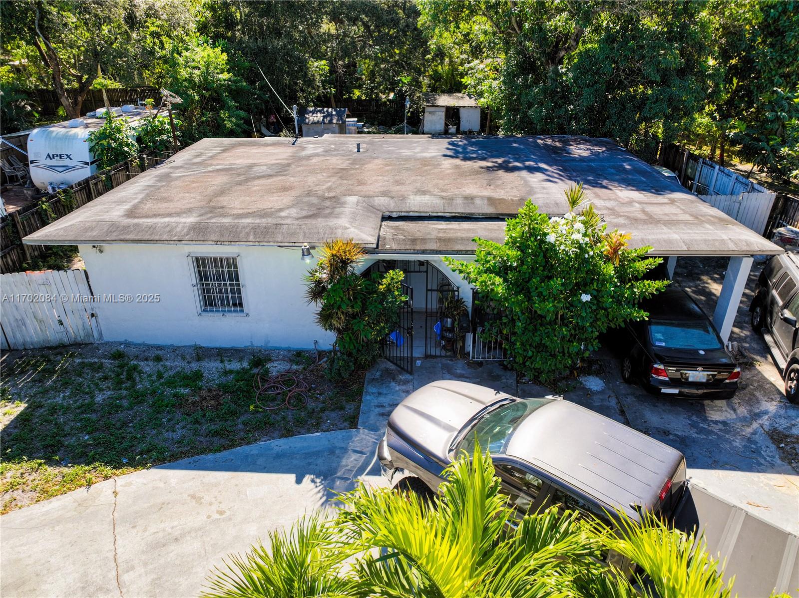 KERWOOD MANOR - Residential