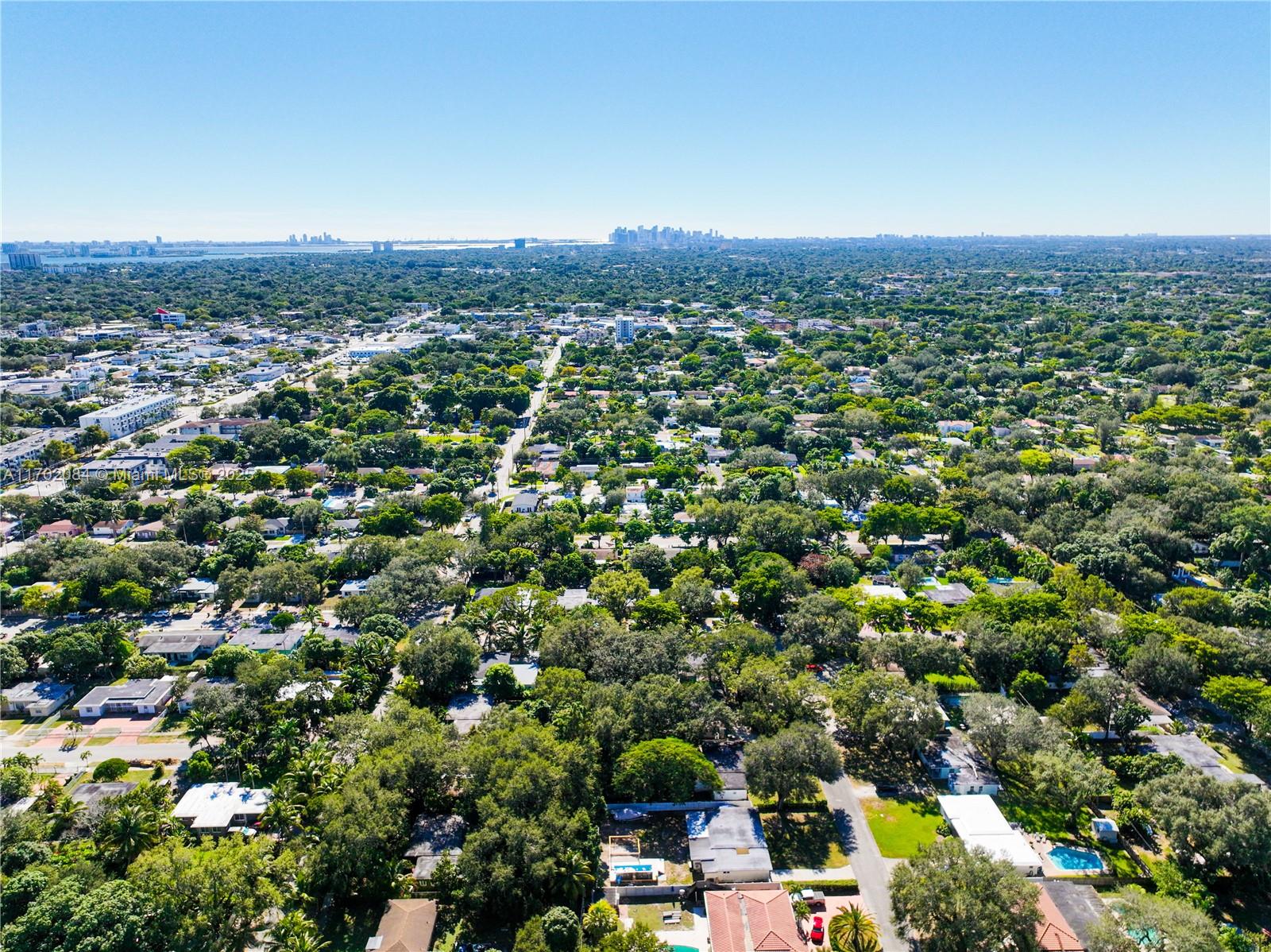 KERWOOD MANOR - Residential