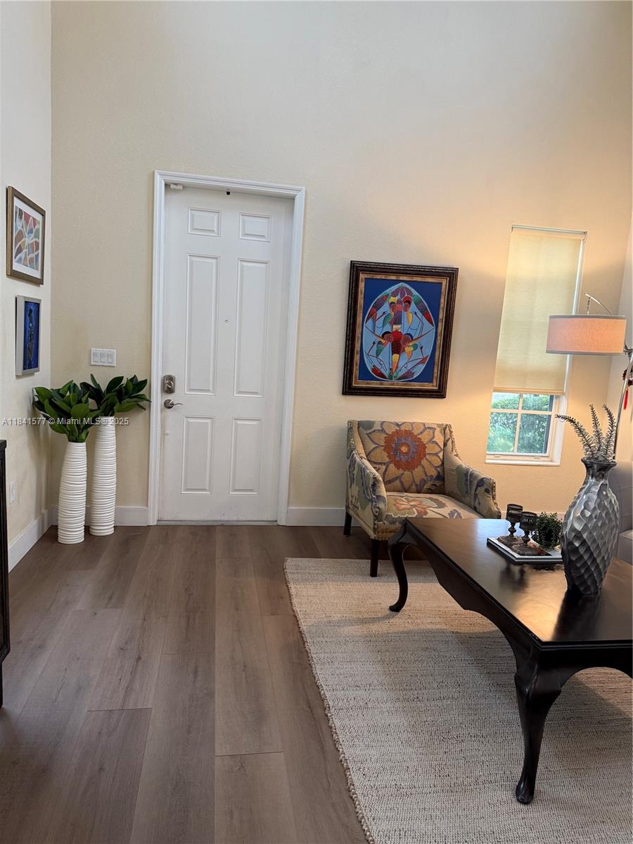 KENDALL COMMONS RESIDENTI - Residential