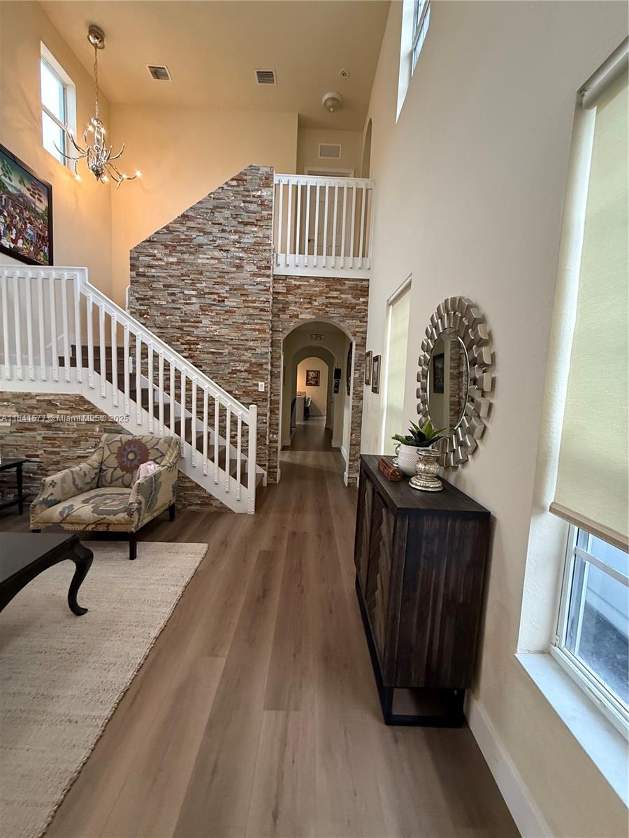 KENDALL COMMONS RESIDENTI - Residential