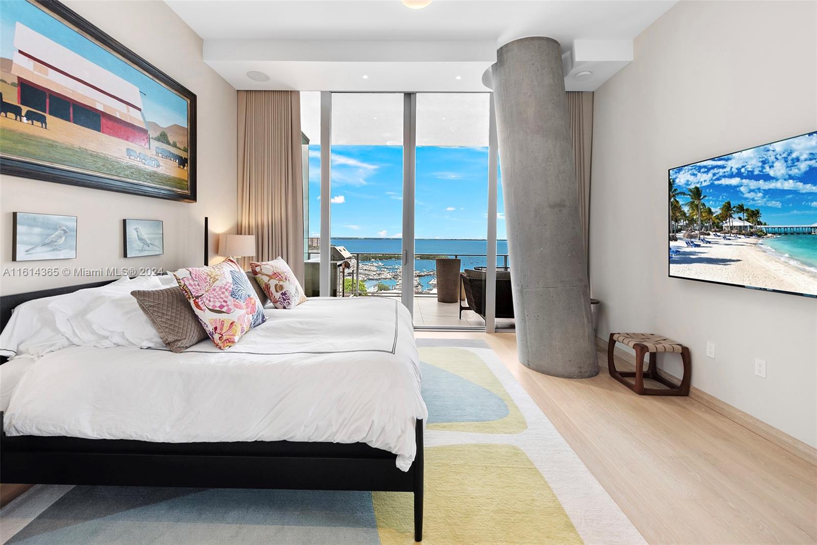 DINNER KEY - Residential