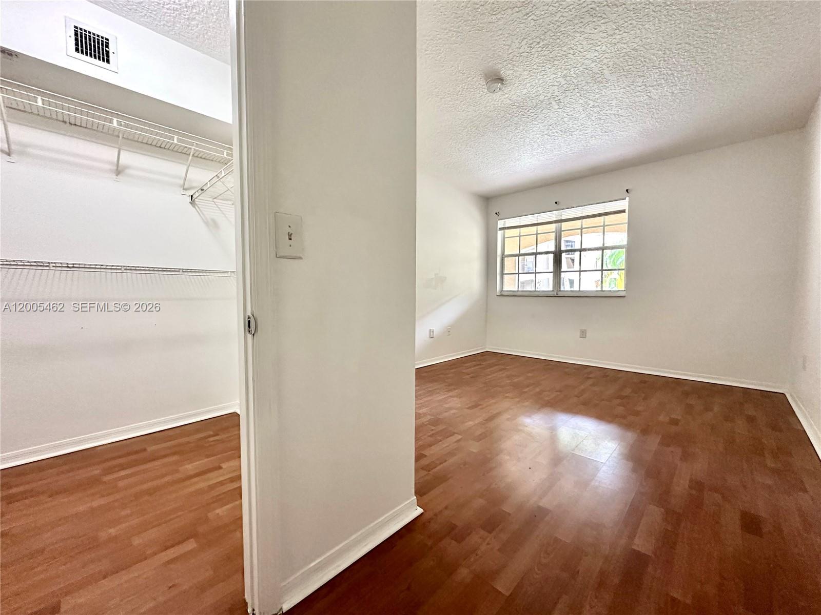 MARQUESA CONDO - Residential