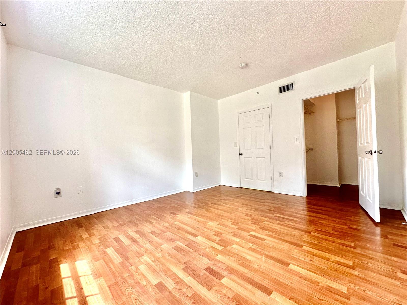 MARQUESA CONDO - Residential