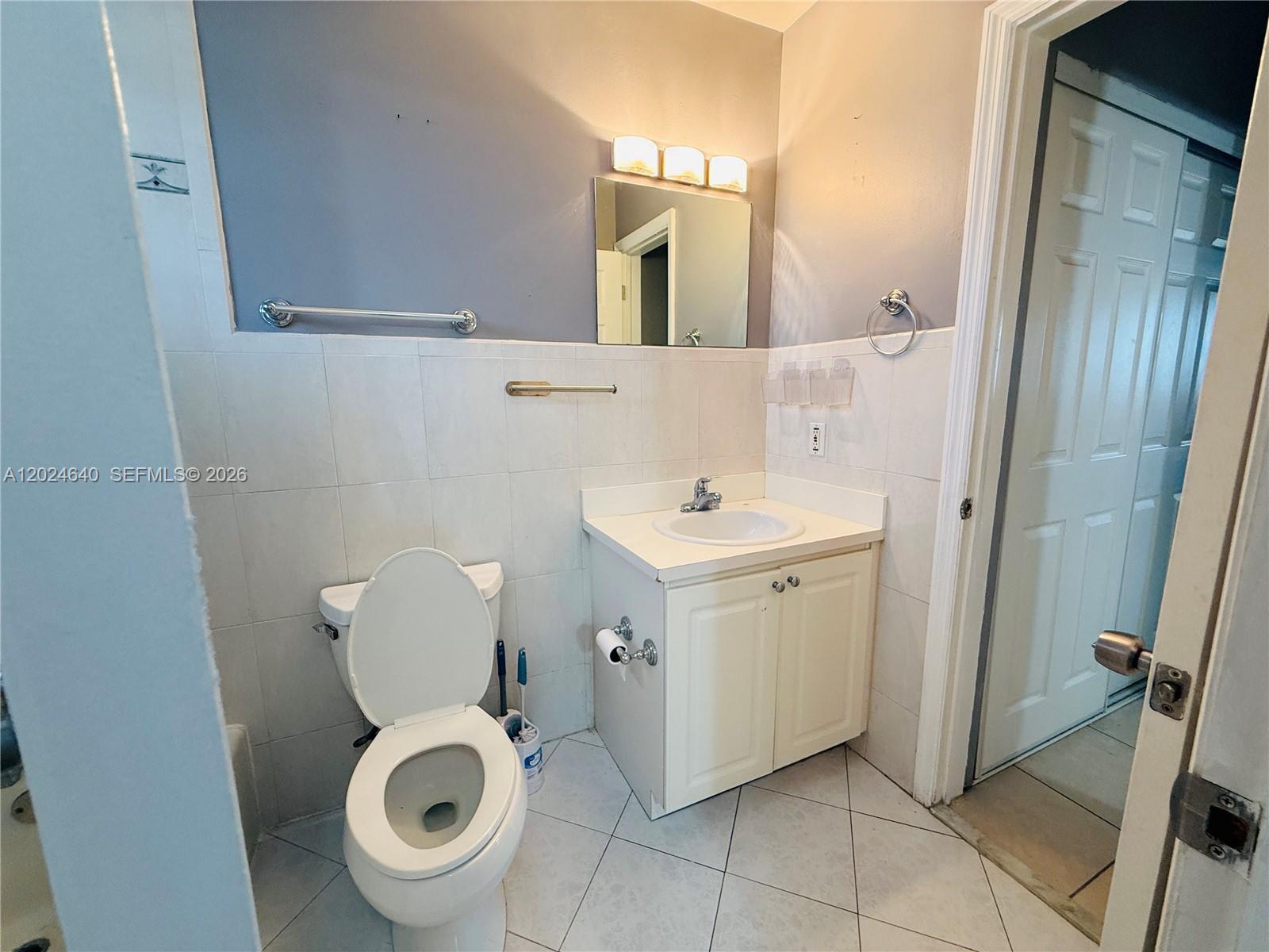 VILLA GARCEZ CONDO - Residential Lease