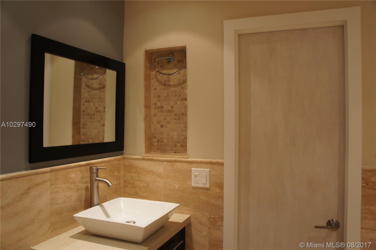 VILLAGE OF KINGS CREEK CO - Residential Lease