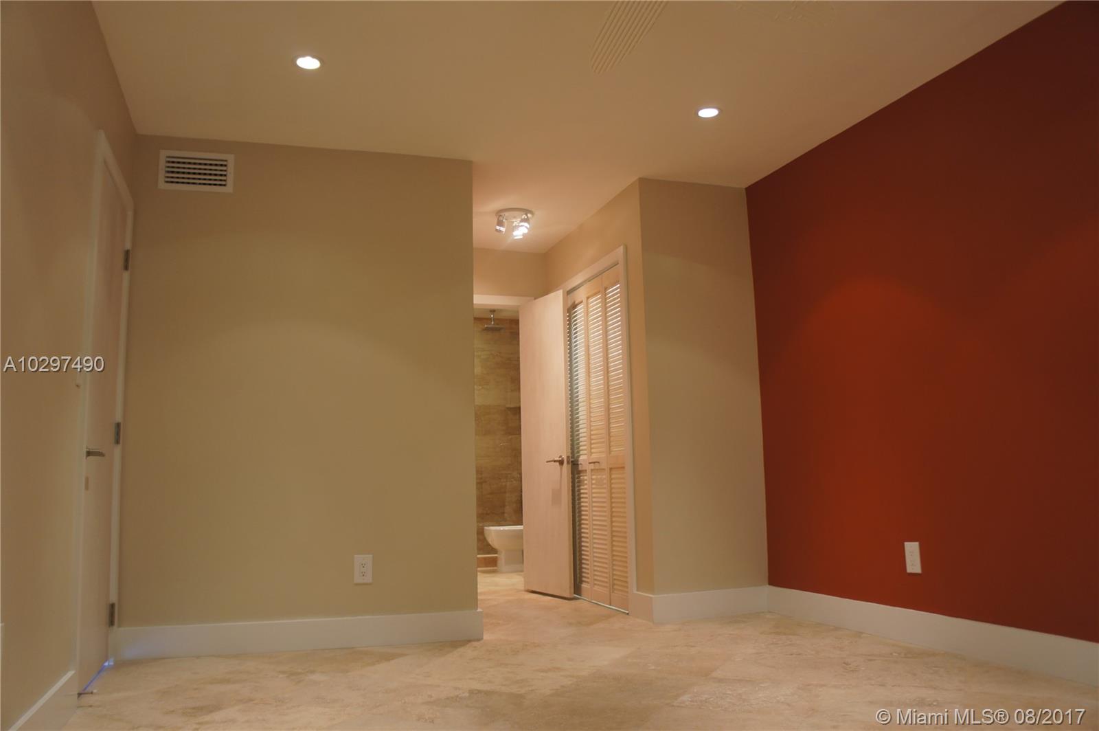 VILLAGE OF KINGS CREEK CO - Residential Lease