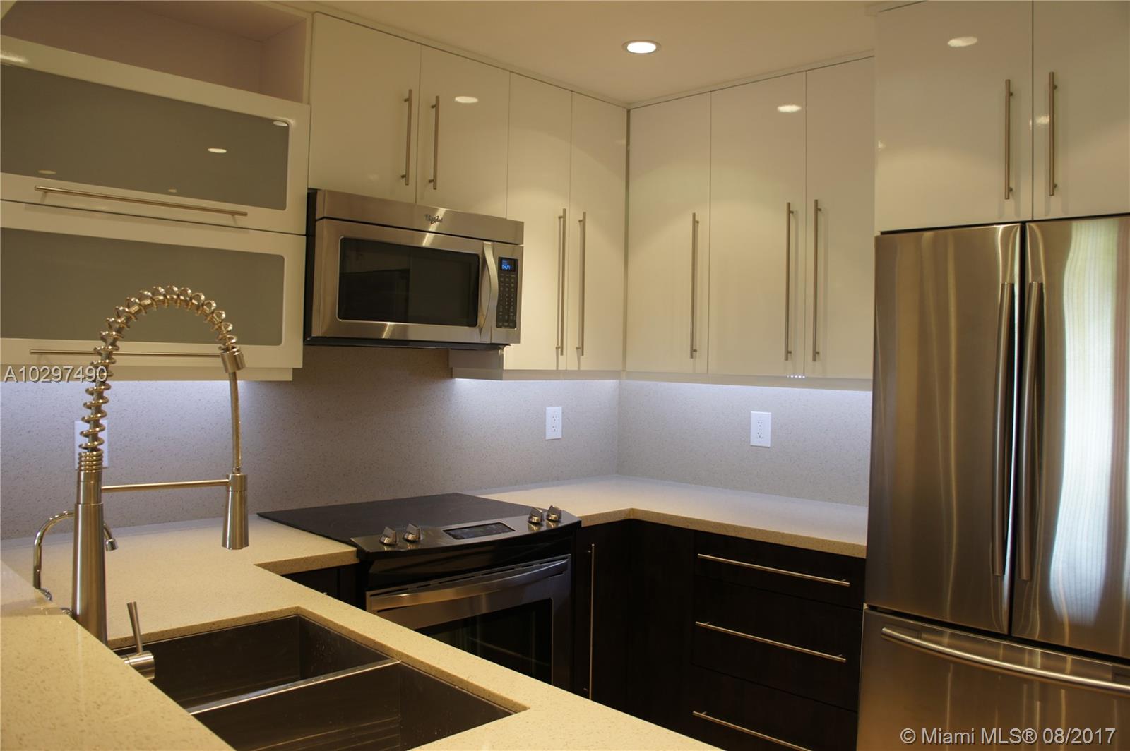 VILLAGE OF KINGS CREEK CO - Residential Lease