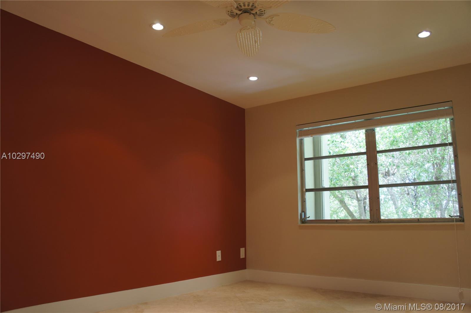 VILLAGE OF KINGS CREEK CO - Residential Lease