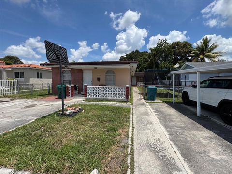 5131 NW 4th St Miami FL 33126