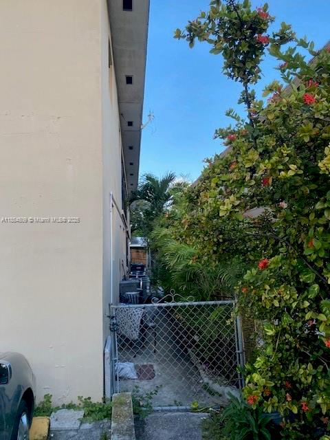410 NW 47th Ave