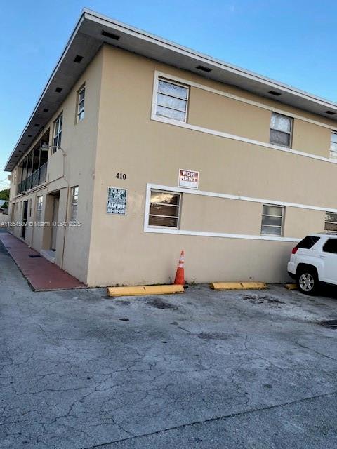 410 NW 47th Ave