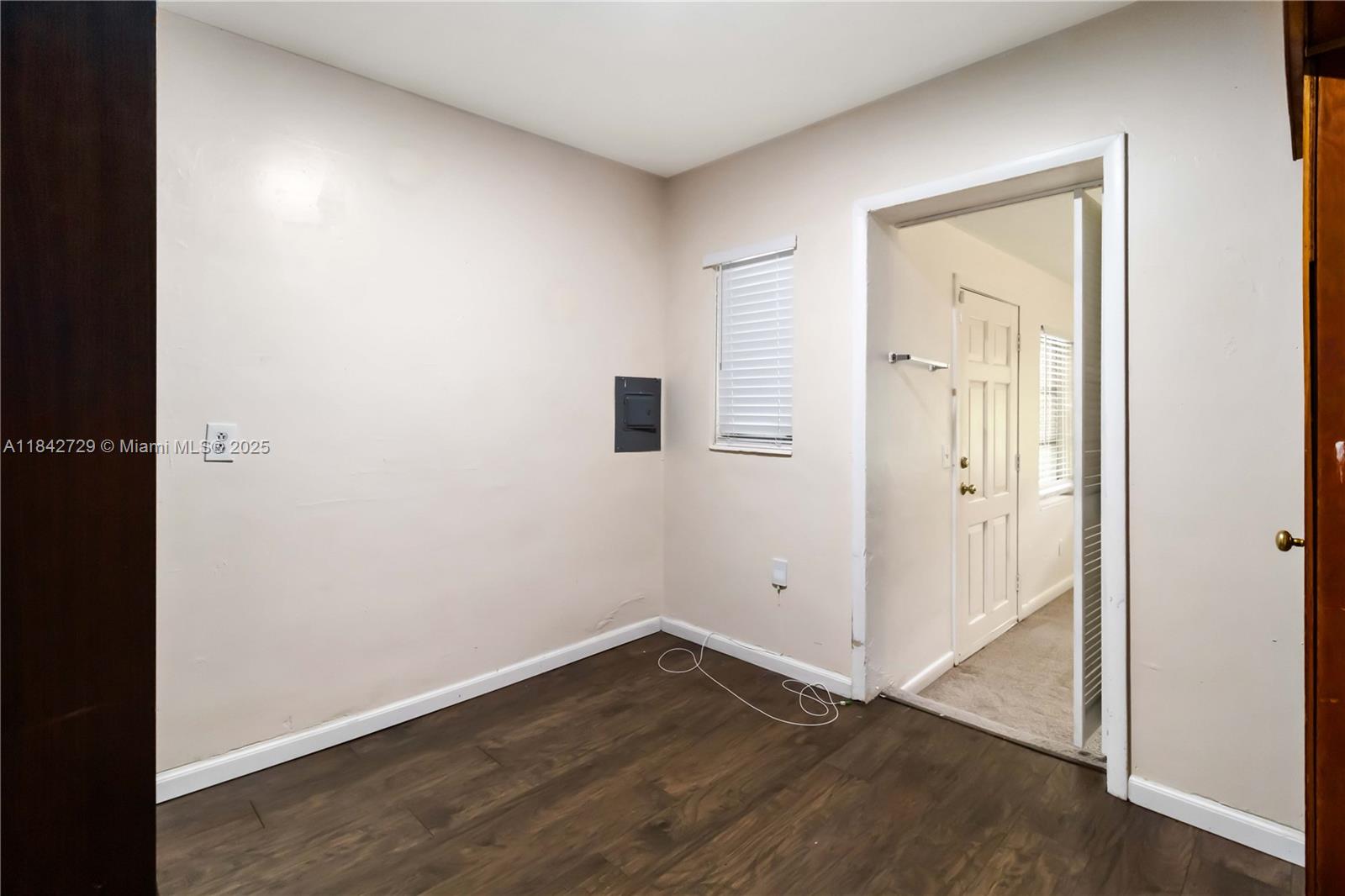 RICHMOND HEIGHTS - Residential