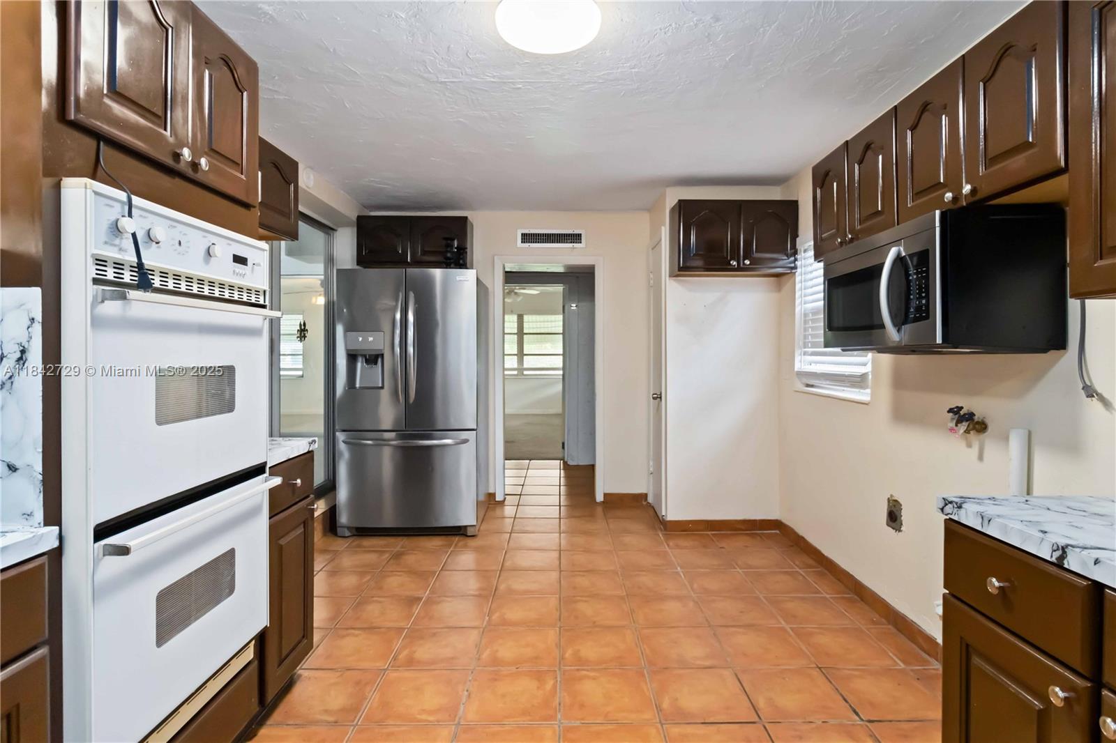RICHMOND HEIGHTS - Residential