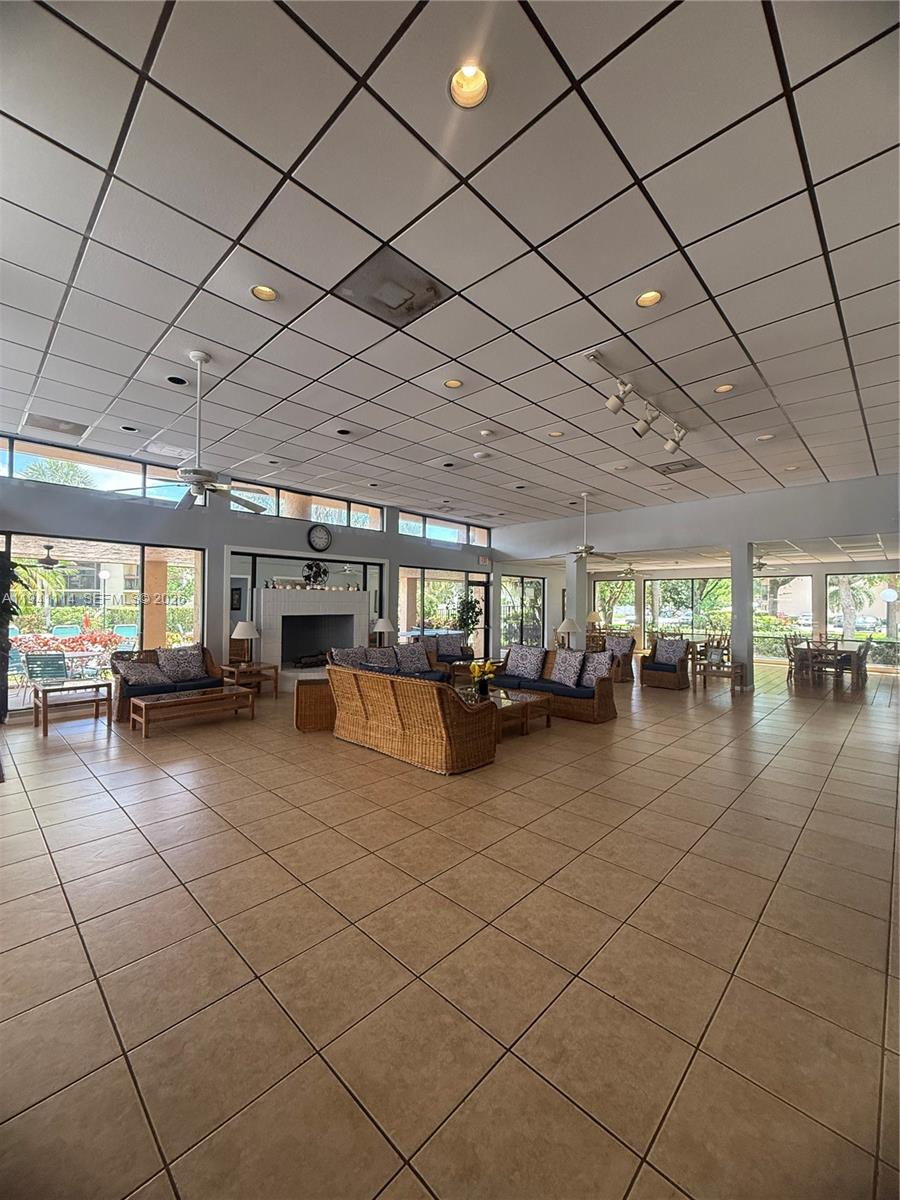 MEADOWRIDGE CONDO - Residential