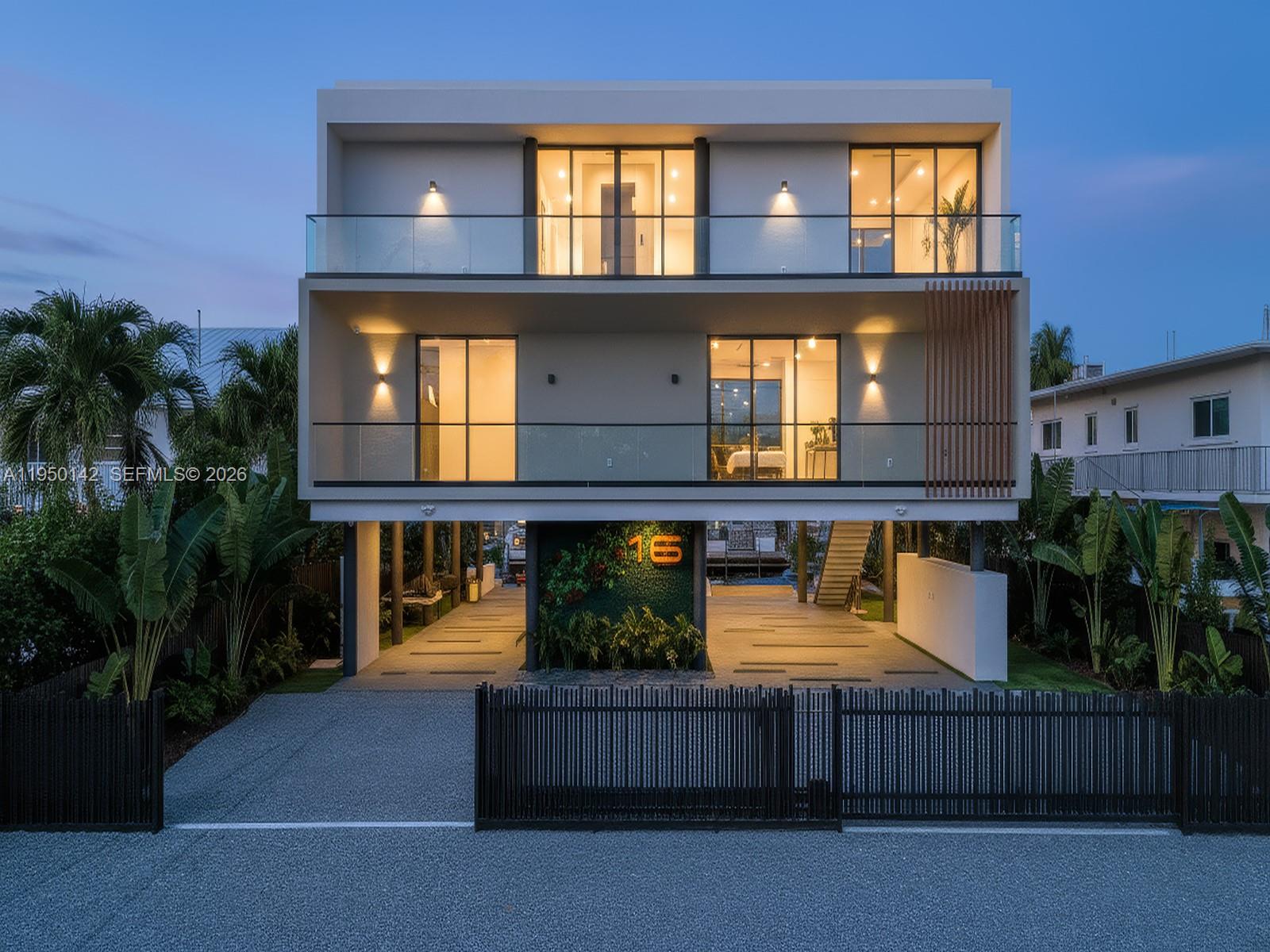 OCEAN ISLE ESTATE - Residential