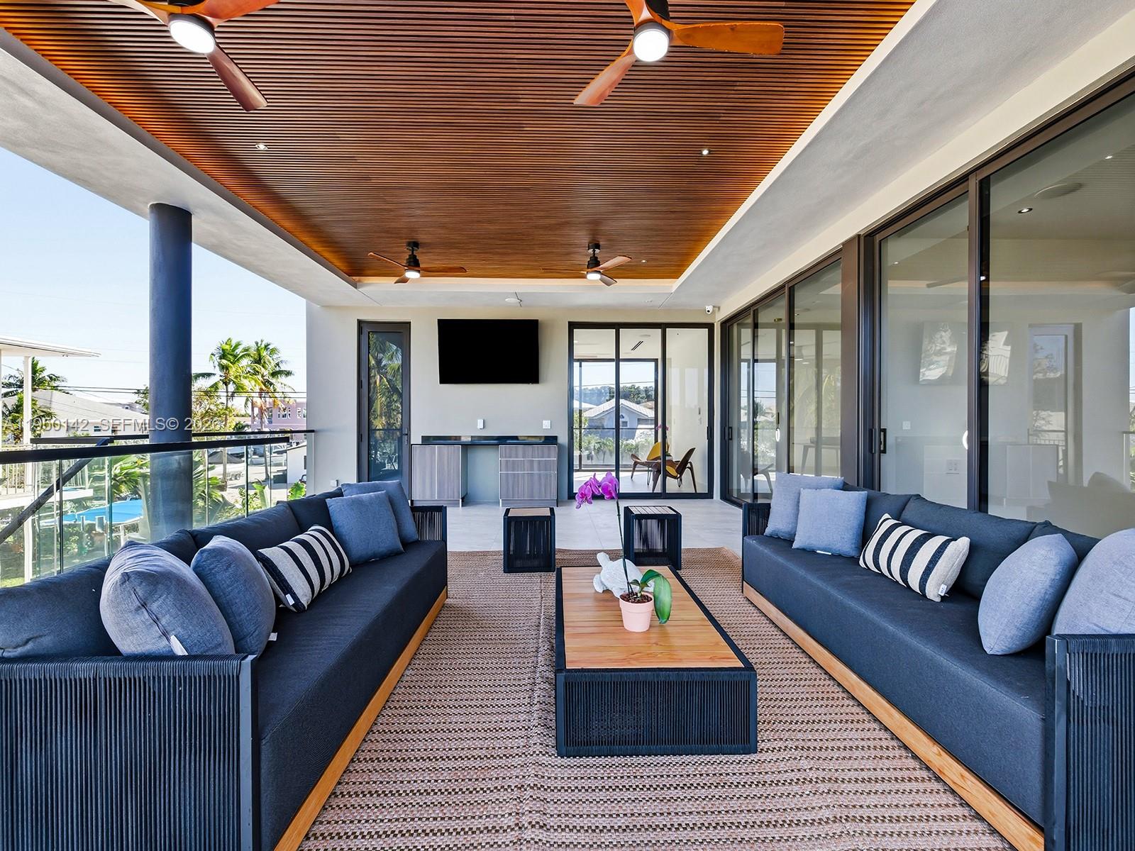 OCEAN ISLE ESTATE - Residential