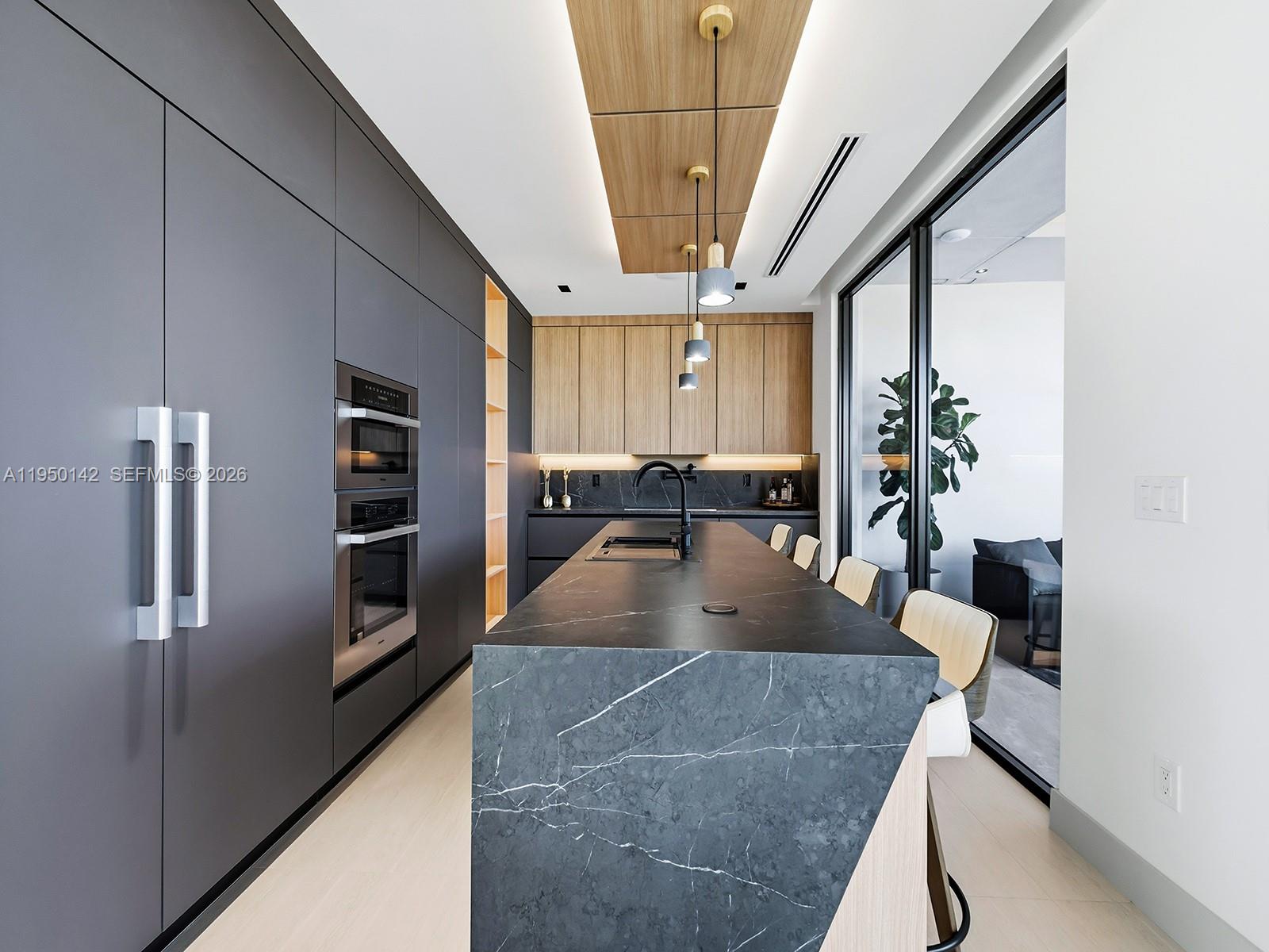 OCEAN ISLE ESTATE - Residential