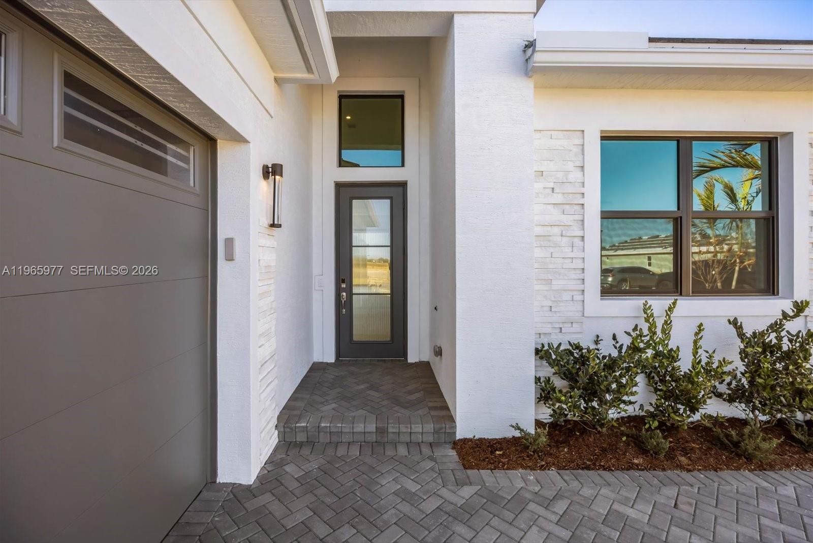 13704 SW Shinnecock Dr