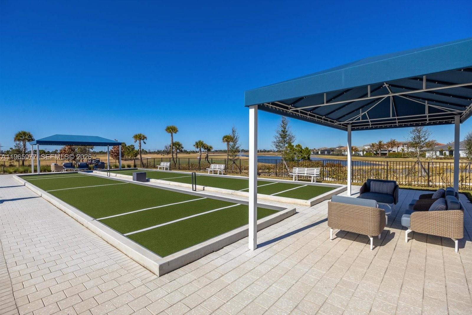 Astor Creek Golf & Country - Residential