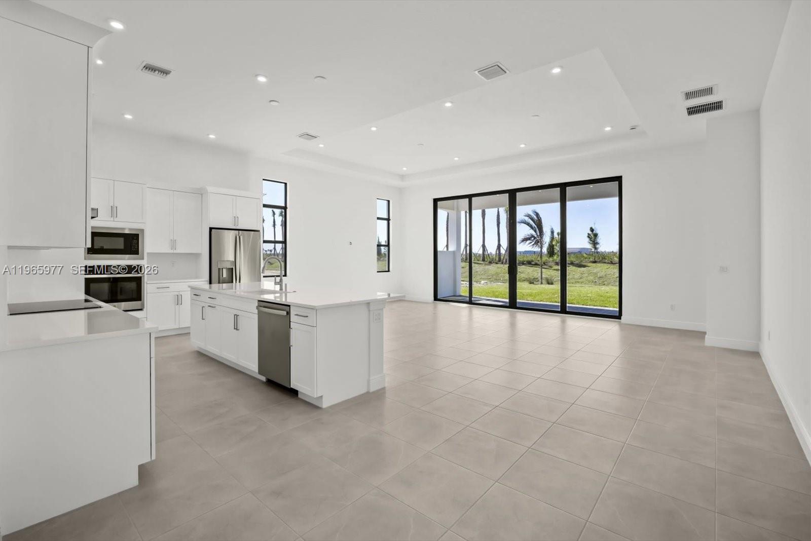 Astor Creek Golf & Country - Residential