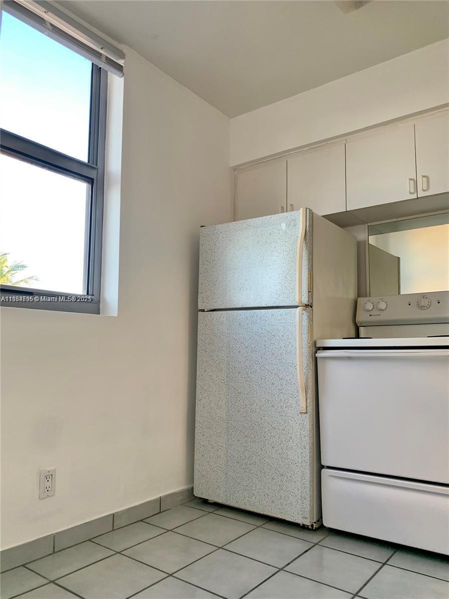 FOUR WINDS CONDO - Residential